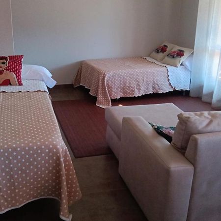 Albergue -Wifi- O Apartamento -No Wifi- Camino Santiago Porrino - En Pleno Centro - City Centre Ngoại thất bức ảnh