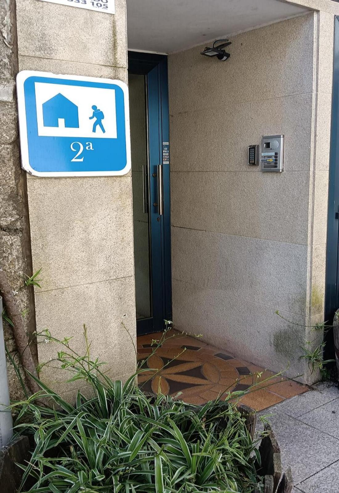 Albergue -Wifi- O Apartamento -No Wifi- Camino Santiago Porrino - En Pleno Centro - City Centre Ngoại thất bức ảnh
