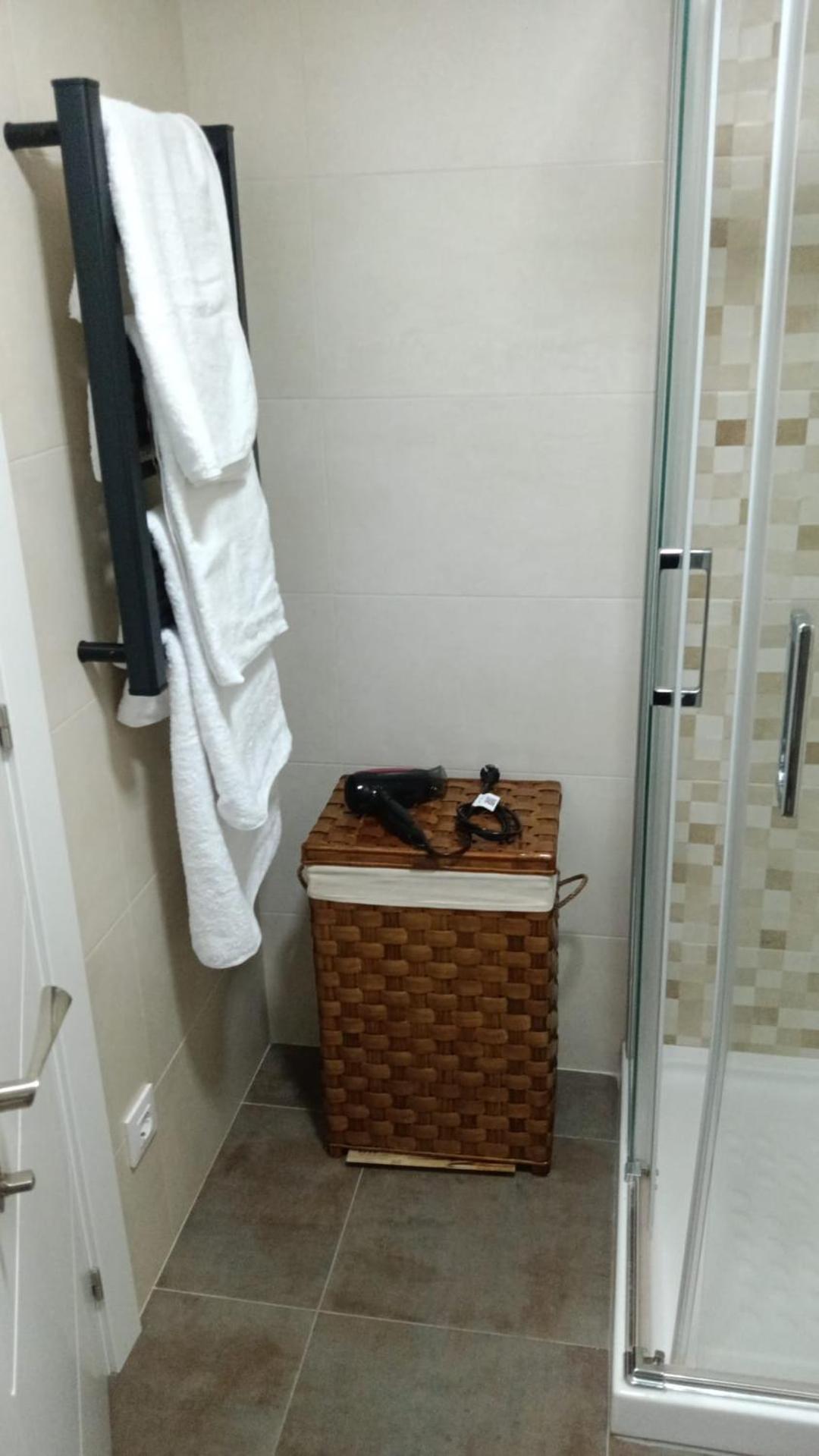 Albergue -Wifi- O Apartamento -No Wifi- Camino Santiago Porrino - En Pleno Centro - City Centre Ngoại thất bức ảnh