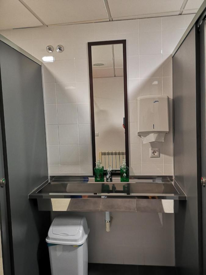 Albergue -Wifi- O Apartamento -No Wifi- Camino Santiago Porrino - En Pleno Centro - City Centre Ngoại thất bức ảnh